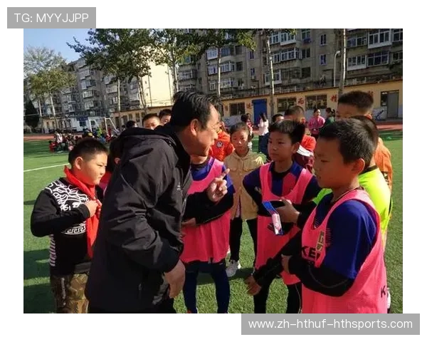 长青足梦老年足球联赛火热开踢